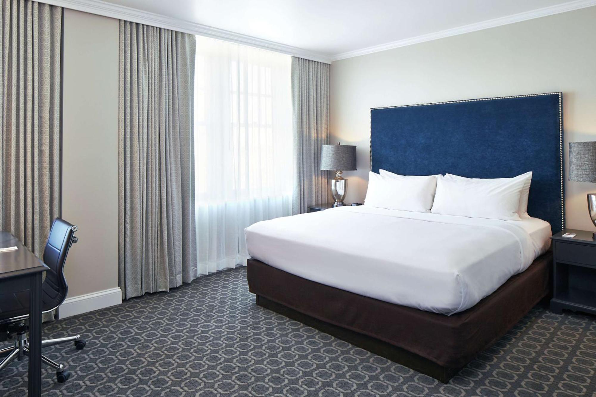 Redmont Hotel Birmingham - Curio Collection By Hilton Extérieur photo