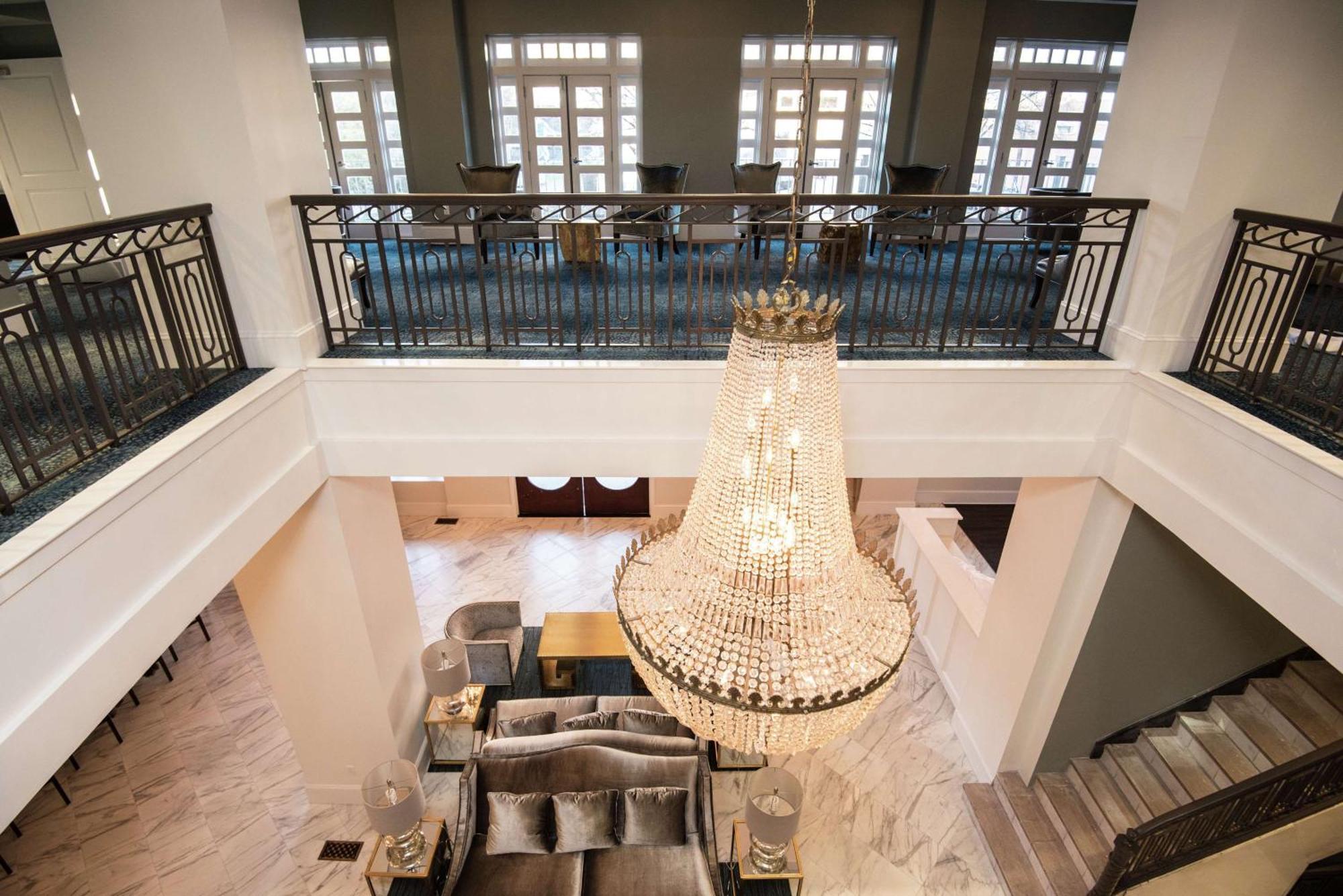 Redmont Hotel Birmingham - Curio Collection By Hilton Extérieur photo